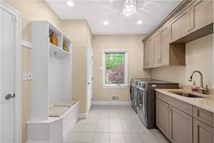 1820 Winchester Dr, Pittsburgh, PA 15241 - Photo 21