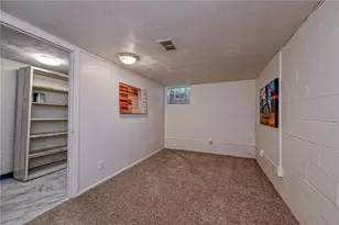 1805 Horizon Dr, White Oak, PA 15131 - Photo 21