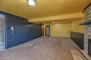 1805 Horizon Dr, White Oak, PA 15131 - Photo 17
