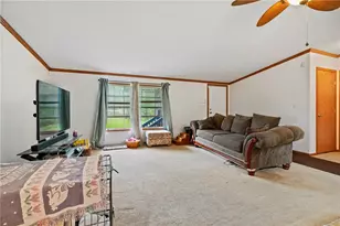 15 Pine Ct, Cranberry Township, PA 16066 - Photo 9