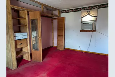 216 Wayne St, Roscoe, PA 15477 - Photo 11