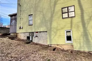 4 Howe St, Union Township, PA 15038 - Photo 15