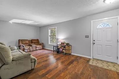 515 Cresthaven Dr, Pittsburgh, PA 15239 - Photo 5