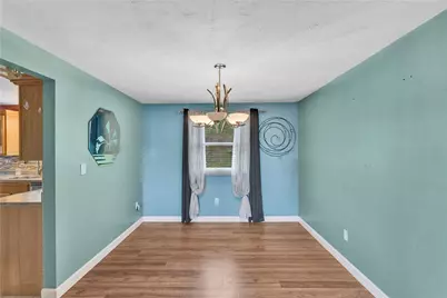 4237 Stratford Dr, Hempfield Township, PA 15642 - Photo 13