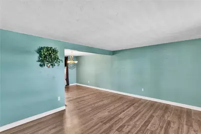 4237 Stratford Dr, Hempfield Township, PA 15642 - Photo 11