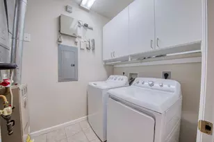 227 Adams Pointe Blvd, Adams Township, PA 16046 - Photo 11