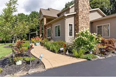 102 Mehard Ave #B, Greenville Boro, PA 16125 - Photo 3