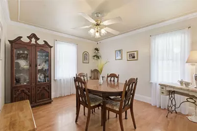 303 Cort St, Jeannette, PA 15644 - Photo 7