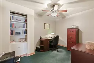 303 Cort St, Jeannette, PA 15644 - Photo 13