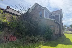 221 N Gallatin Ave, Uniontown, PA 15401 - Photo 7