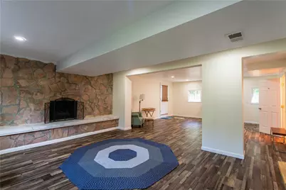 858 Monaca Rd, Center Township, PA 15061 - Photo 25