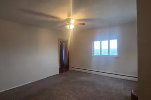 319 Lowell St, Vandergrift, PA 15690 - Photo 5