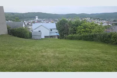 319 Lowell Street, Vandergrift, PA 15690 - Photo 13