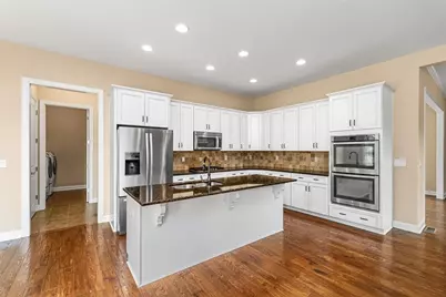 707 Onondaga Cir, Marshall, PA 16046 - Photo 9