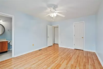 223 Mountain Dr, Carnegie, PA 15106 - Photo 13