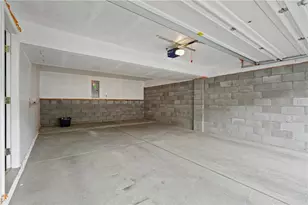223 Mountain Dr, Carnegie, PA 15106 - Photo 1
