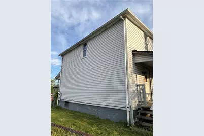 225 Wykes St, Aliquippa, PA 15001 - Photo 3