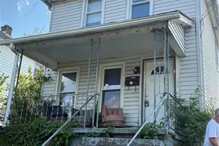 225 Wykes St, Aliquippa, PA 15001 - Photo 1