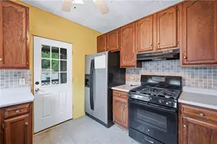 285 Sherman, Sharon, PA 16146 - Photo 23