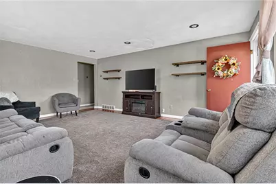 617 College Lodge Rd, White Township, PA 15701 - Photo 13