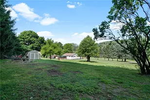 617 College Lodge Rd, White Township, PA 15701 - Photo 43