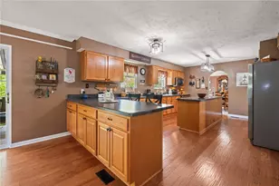 9242 Marshall Rd, Cranberry Township, PA 16066 - Photo 17