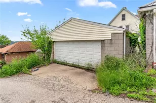 919 Brinton Ave, Pitcairn, PA 15140 - Photo 23