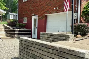 151 Huntingdon Rd, South Huntington, PA 15695 - Photo 3