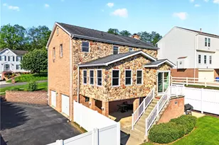 111 Janyce Dr, Hempfield Township, PA 15601 - Photo 5