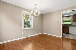 295 Constitution Dr, Pittsburgh, PA 15236 - Photo 7