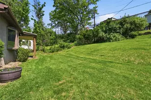 295 Constitution Dr, Pittsburgh, PA 15236 - Photo 29