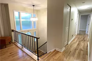 592 Surfside Dr, Pittsburgh, PA 15239 - Photo 15