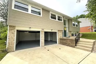 592 Surfside Dr, Pittsburgh, PA 15239 - Photo 7