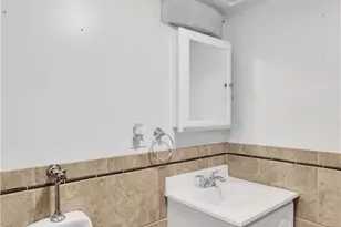 3320 Orchard Dr, Liberty Boro, PA 15133 - Photo 19