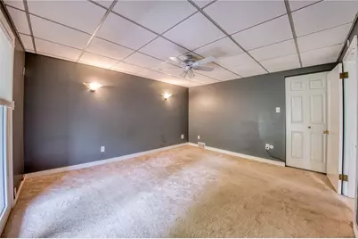 1810 Henderson Ave, Chartiers, PA 15301 - Photo 17