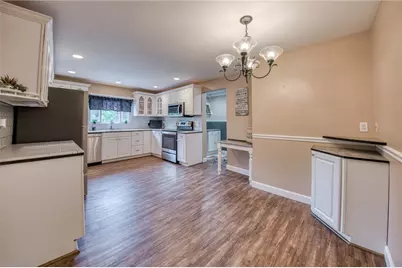 1810 Henderson Ave, Chartiers, PA 15301 - Photo 3