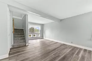 318 Frankland Ave, Pittsburgh, PA 15147 - Photo 9
