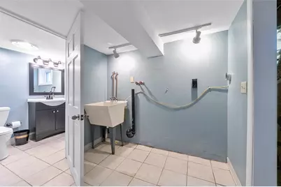 318 Frankland Avenue, Pittsburgh, PA 15147 - Photo 27