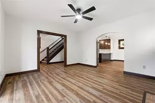 910 Forest Ave, Ross Twp, PA 15202 - Photo 9