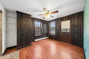 1925 S Main St, North Franklin Township, PA 15301 - Photo 27