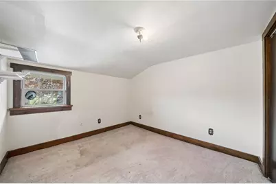 1925 S Main St, North Franklin Township, PA 15301 - Photo 35
