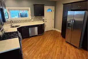 204 University, Verona, PA 15147 - Photo 9