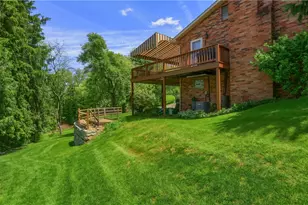 1737 Beaver Grade Rd, Moon/Crescent Twp, PA 15108 - Photo 37