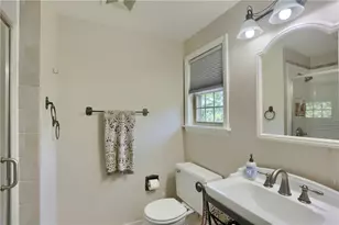 1737 Beaver Grade Rd, Moon/Crescent Twp, PA 15108 - Photo 23