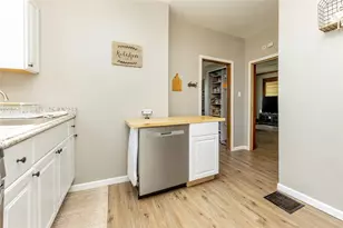 2402 Highland Ave, New Castle, PA 16105 - Photo 15