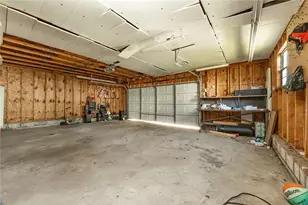 2402 Highland Ave, New Castle, PA 16105 - Photo 33