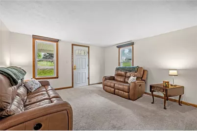 101 Leech Ln, Beaver Falls, PA 15010 - Photo 5