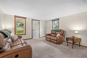101 Leech Ln, Beaver Falls, PA 15010 - Photo 5