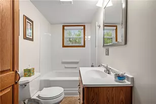 101 Leech Ln, Beaver Falls, PA 15010 - Photo 9
