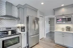 13 Bradley Ct, Cranberry Township, PA 16066 - Photo 19